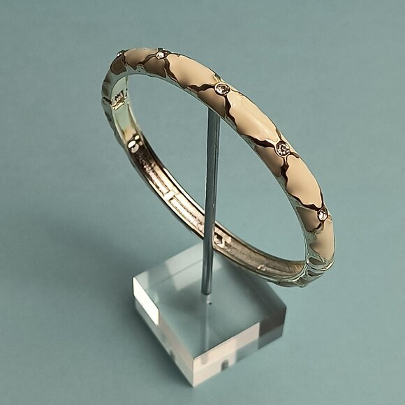 NORDSTROM Enamel Hinge Bangle Bracelet Clamper White Sea Silver Tone Rhinestone - Picture 1 of 5